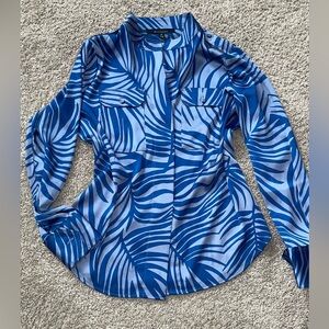 WHBM - Gray & Blue Printed Long-Sleeve Blouse absolutely gorgeous size M